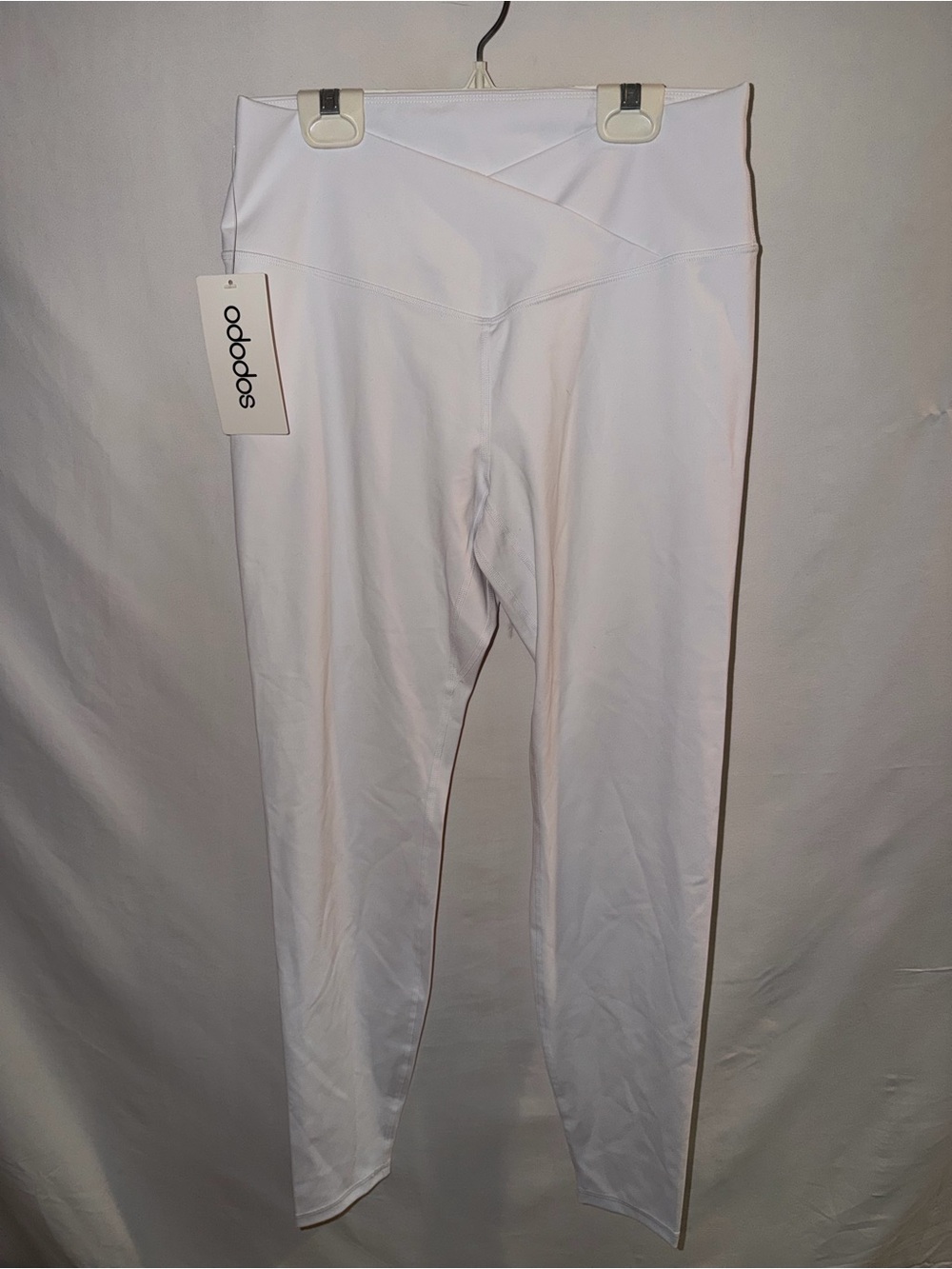 NWT LADIES LARGE ODOSOS WHITE LEGGINGS